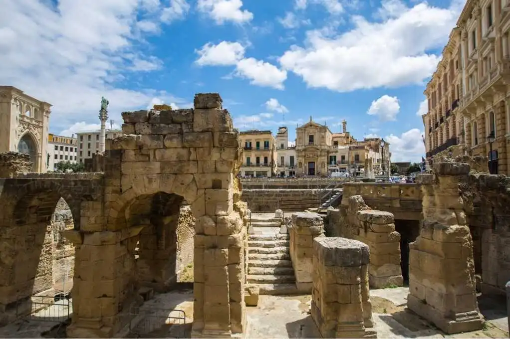 Römisches Amphitheater von Lecce ©Planetix via Canva